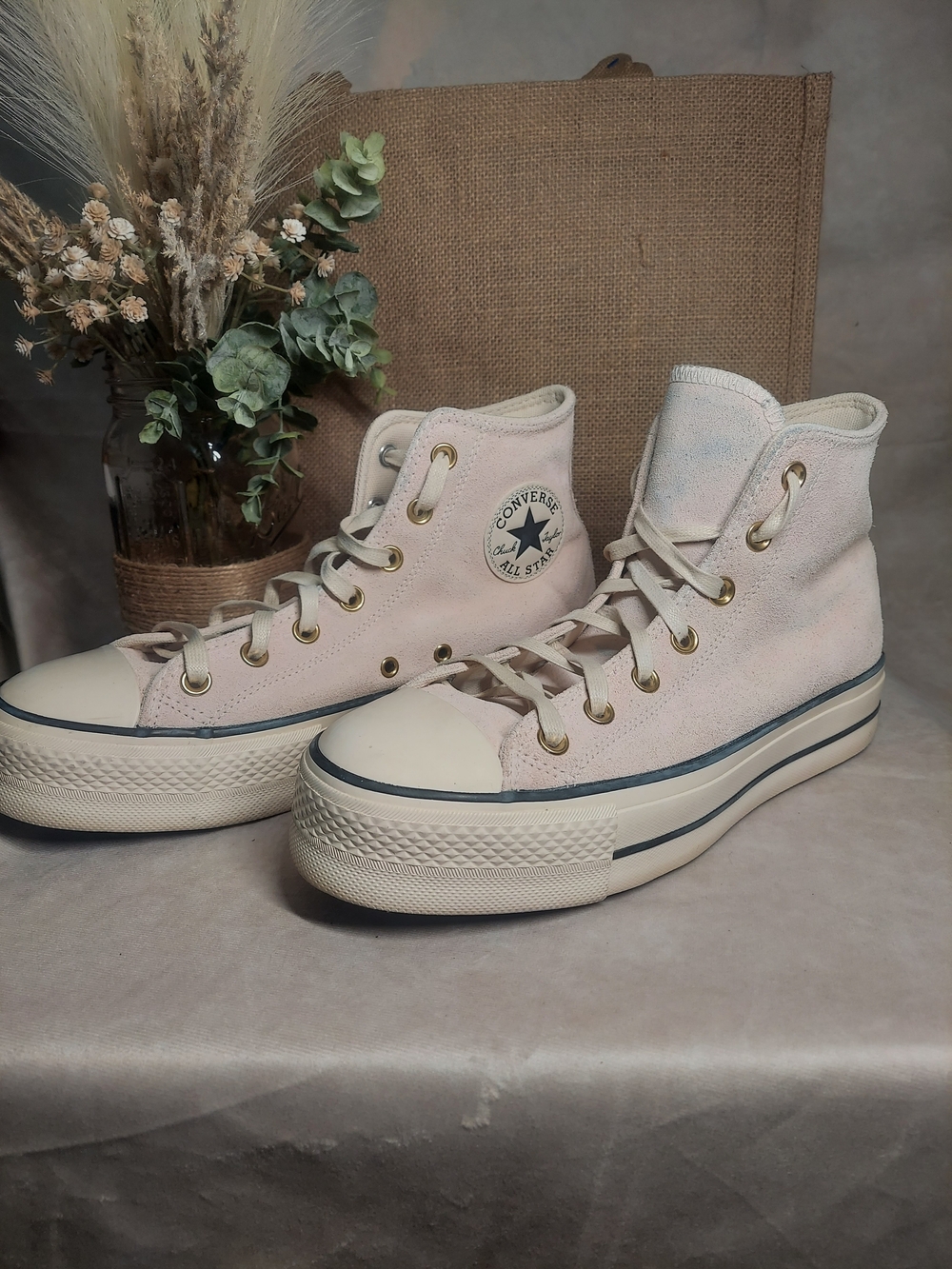 Converse Chuck Taylor All-Star Lift Platform Suede High-Top Pale Pink Size 9